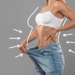 Perda de peso é um objetivo comum, mas você sabe por onde começar? Descubra como os exercícios físicos podem ser seus aliados poderosos na queima de gordura e na melhoria da saúde! Neste artigo, revelamos os melhores exercícios para emagrecer, dicas para combiná-los com uma alimentação saudável e estratégias para garantir resultados duradouros. Desde os campeões da queima de gordura, como caminhadas e HIIT, até a musculação que acelera o metabolismo, temos tudo o que você precisa para transformar sua rotina. Não perca a chance de mudar sua vida! Comece hoje mesmo!
